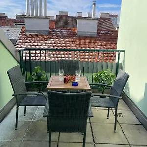 https://dachterrasse-fr-4-personen-apartment.vienna-besthotels.com